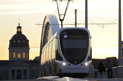 Angers - Pont Confluence © Jean-Sébastien Evrard