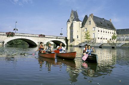 The Loir River at La Flèche © A.S Flament