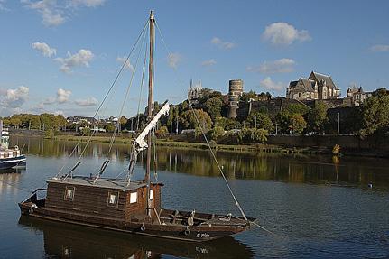Maine river, in Angers © Nautilus