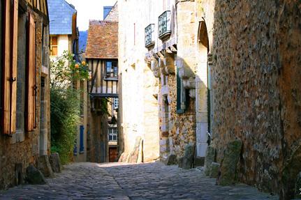 Le Mans: Old City © A.Bordeau